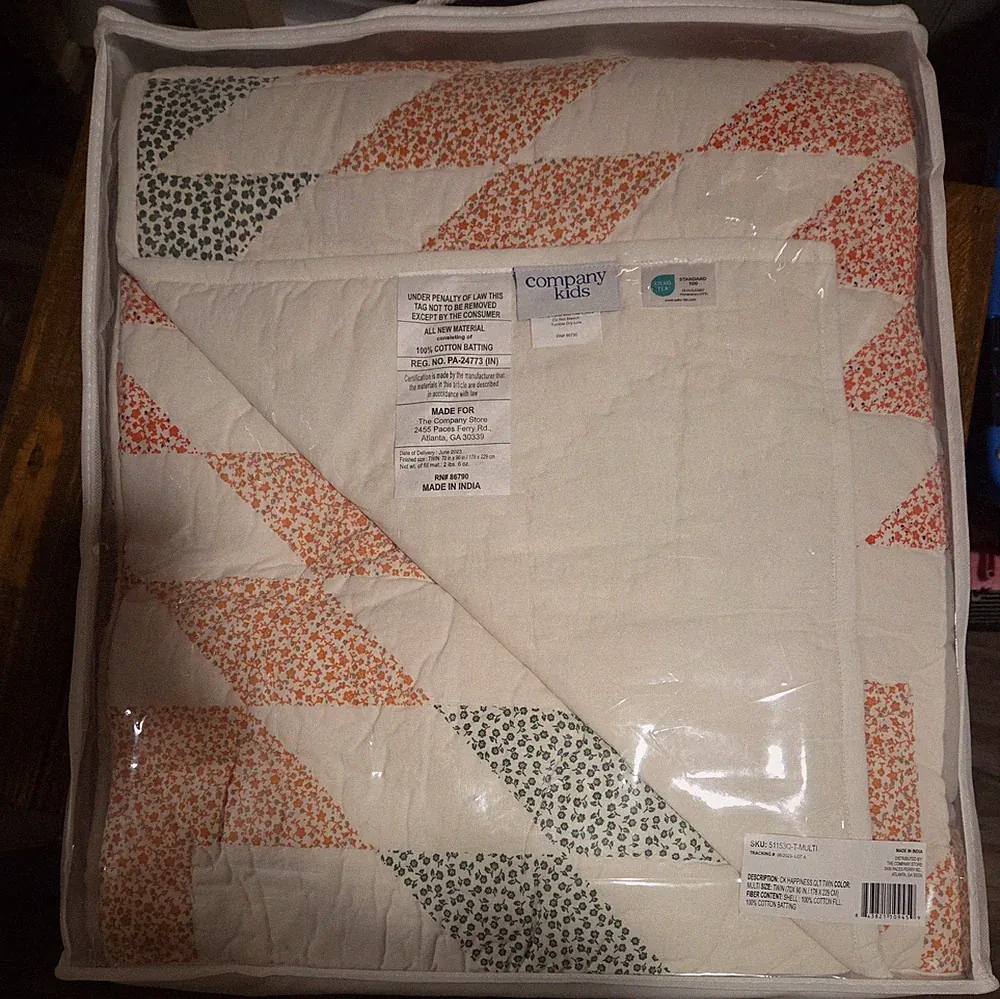 Company Kids by The Company Store Checker Happiness Quilt 70x90